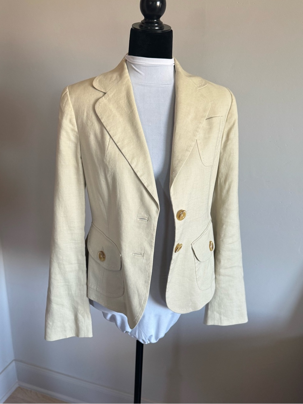 BANANA REPUBLIC Women's Cream Tailored Blazer - Classic Single-Breasted Jacket